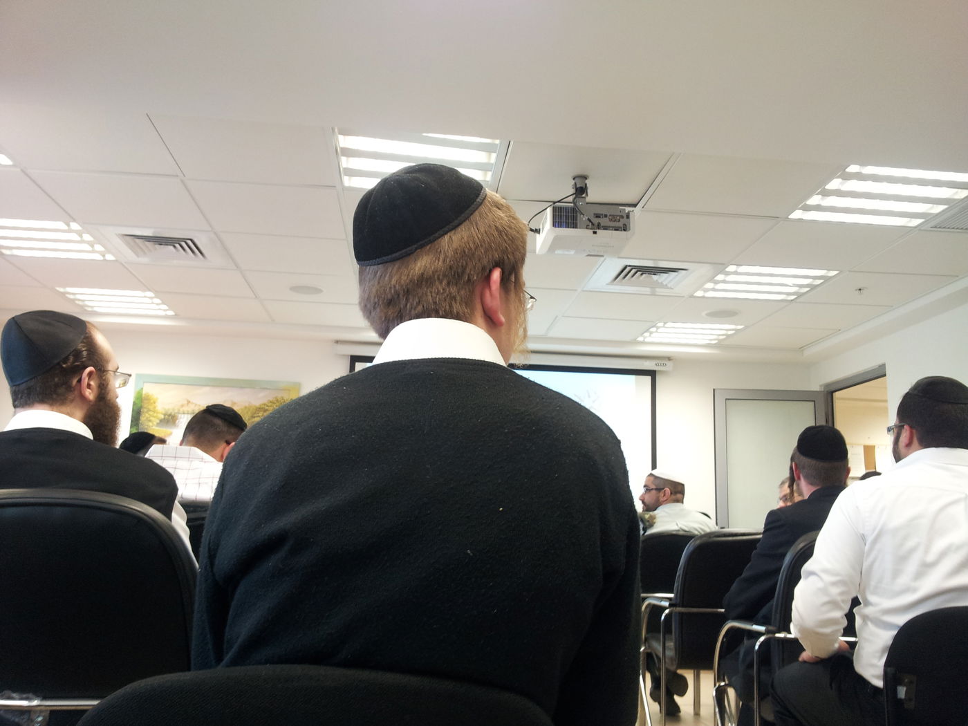 עשרות חרדים השתתפו באירוע הסברתי של שילוב חרדים במשטרה