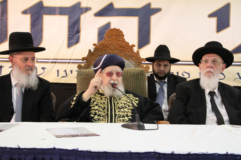 מרן הגר"ע יוסף: "רוצים לבטל את התורה מאיתנו"