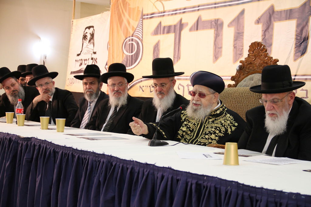 מרן הגר"ע יוסף: "רוצים לבטל את התורה מאיתנו"