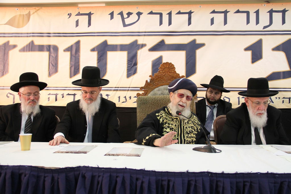 מרן הגר"ע יוסף: "רוצים לבטל את התורה מאיתנו"