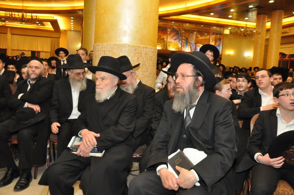 הרב שטיינמן זעק: "רוצים להחריב את עולם התורה"