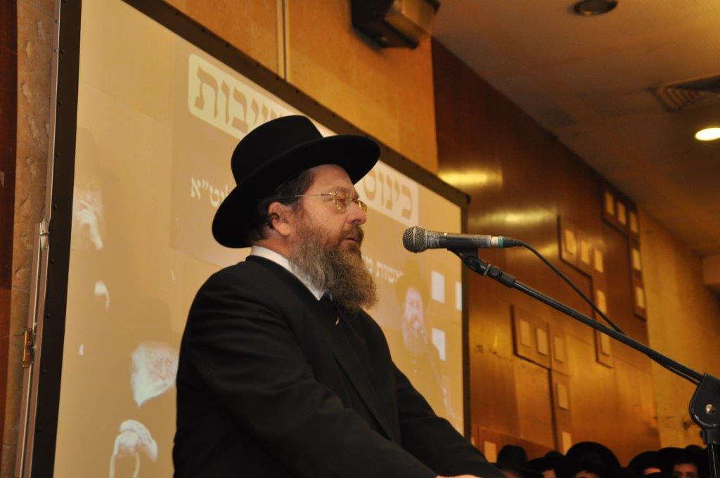 הרב שטיינמן זעק: "רוצים להחריב את עולם התורה"