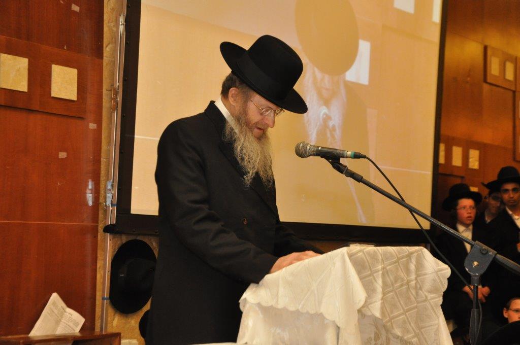 הרב שטיינמן זעק: "רוצים להחריב את עולם התורה"