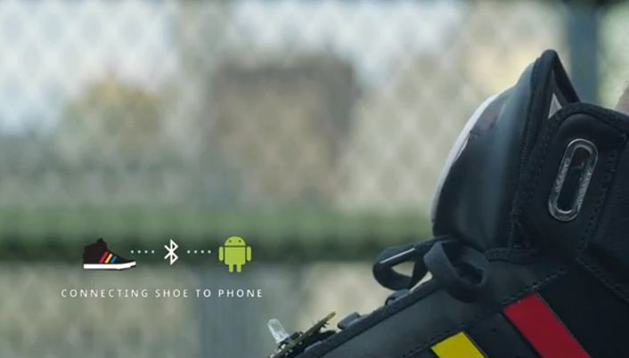 גוגל מציגה נעל מדברת