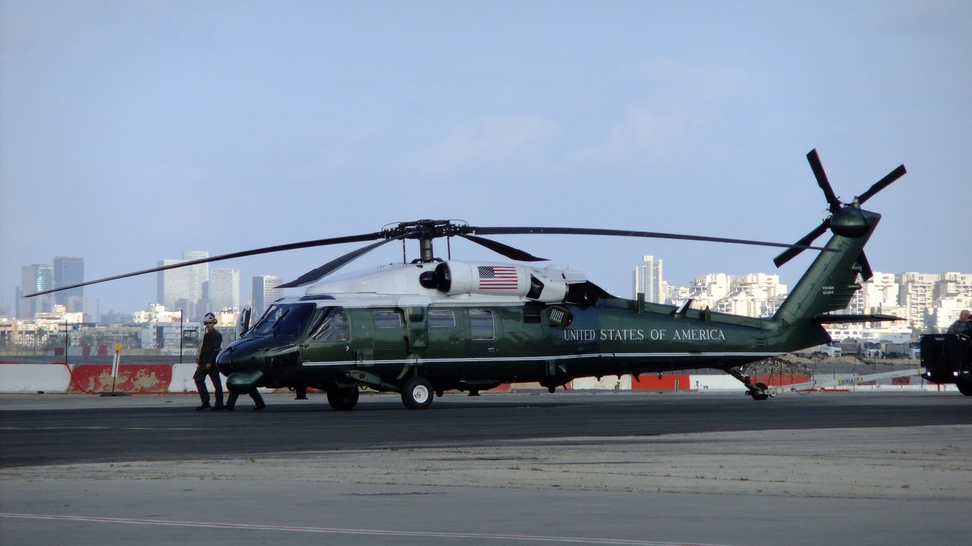 המסוק של הנשיא, ערוך ומוכן