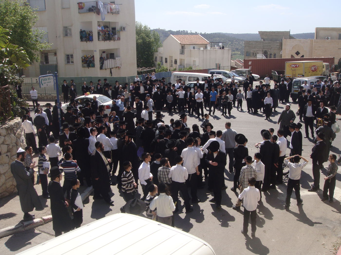 בית שמש: השוטרים נתקלו בהמון זועם