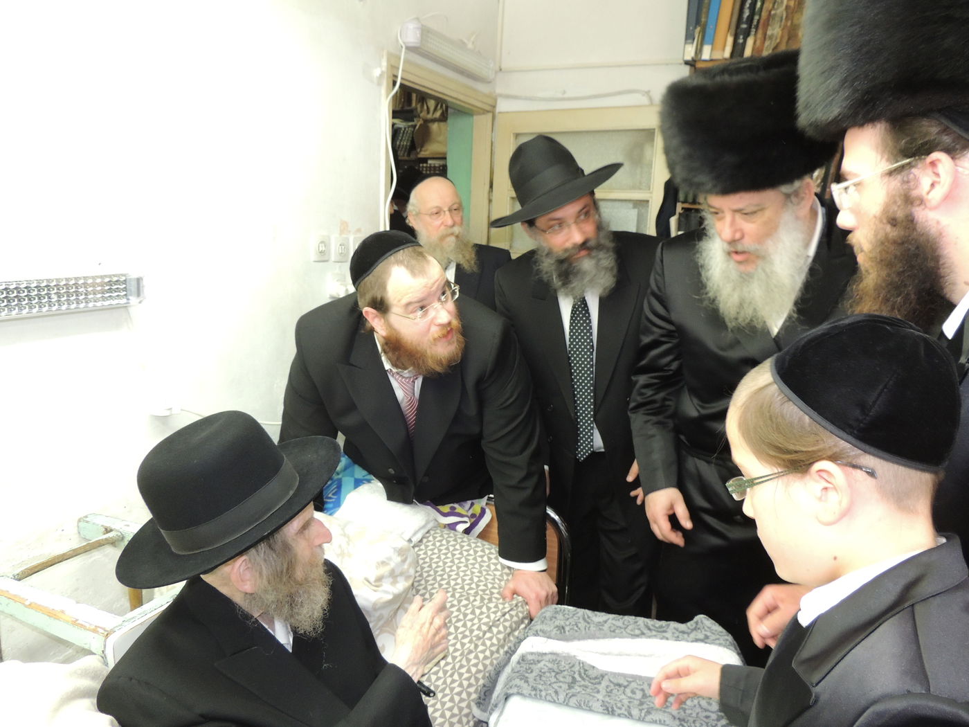 הגראי"ל לראש העיר: "בני ברק נקייה גם מעבירות?"