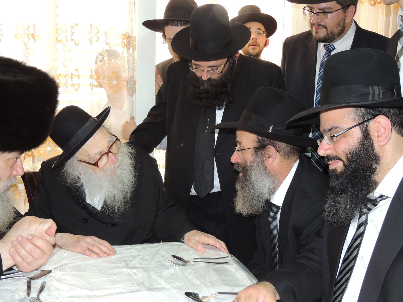 הגראי"ל לראש העיר: "בני ברק נקייה גם מעבירות?"