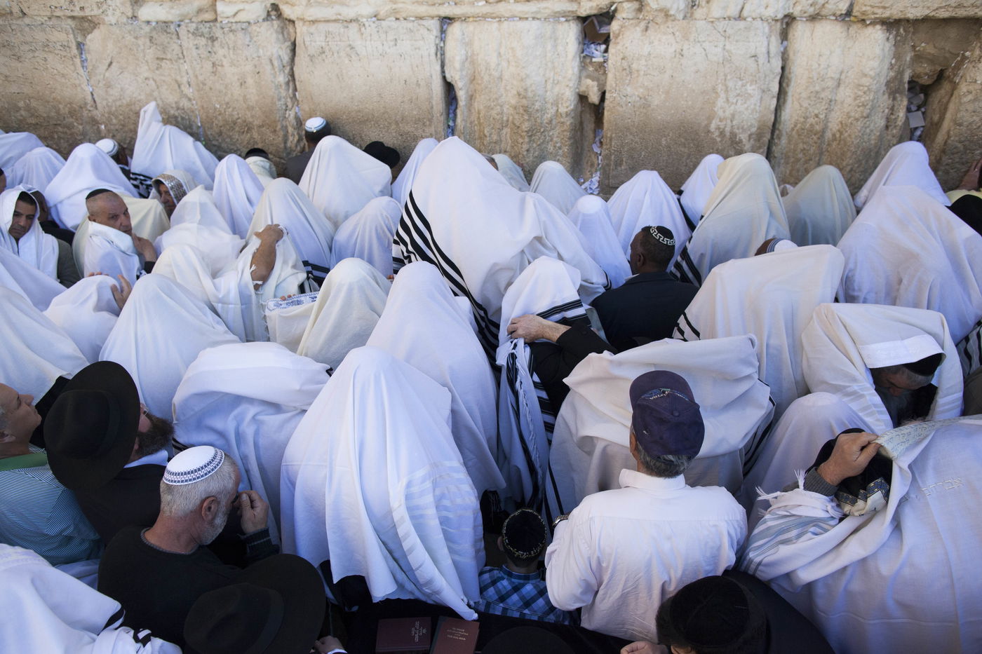 יְבָרֶכְךָ ה' וְיִשְׁמְרֶךָ • "ברכת הכהנים" בכותל המערבי