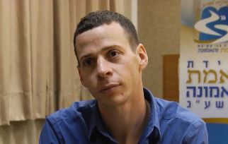 עמית סגל רוצה עוד דתיים בתקשורת