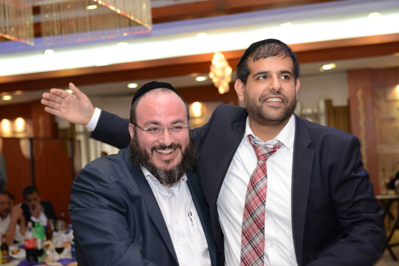 צפו: ברית לבן הזמר אביעד גיל