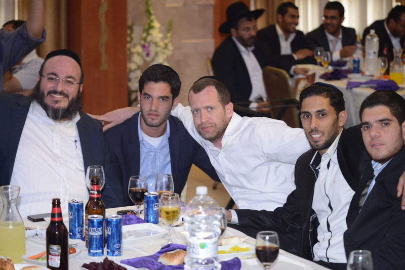 צפו: ברית לבן הזמר אביעד גיל