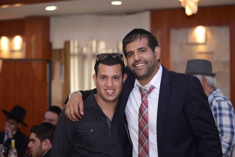 צפו: ברית לבן הזמר אביעד גיל