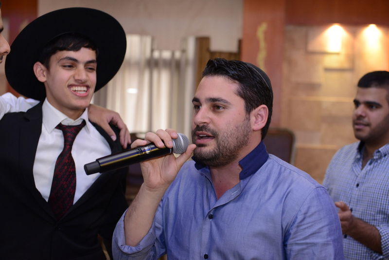 צפו: ברית לבן הזמר אביעד גיל