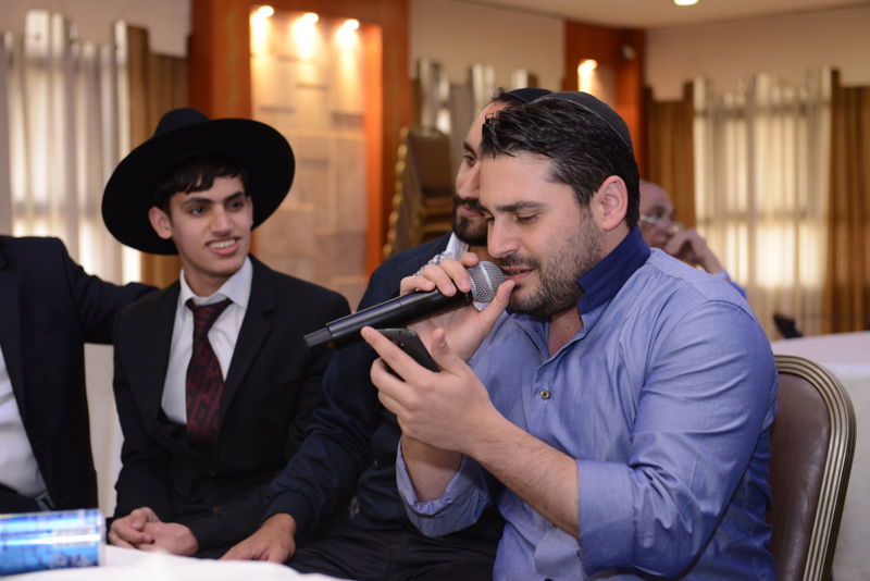 צפו: ברית לבן הזמר אביעד גיל