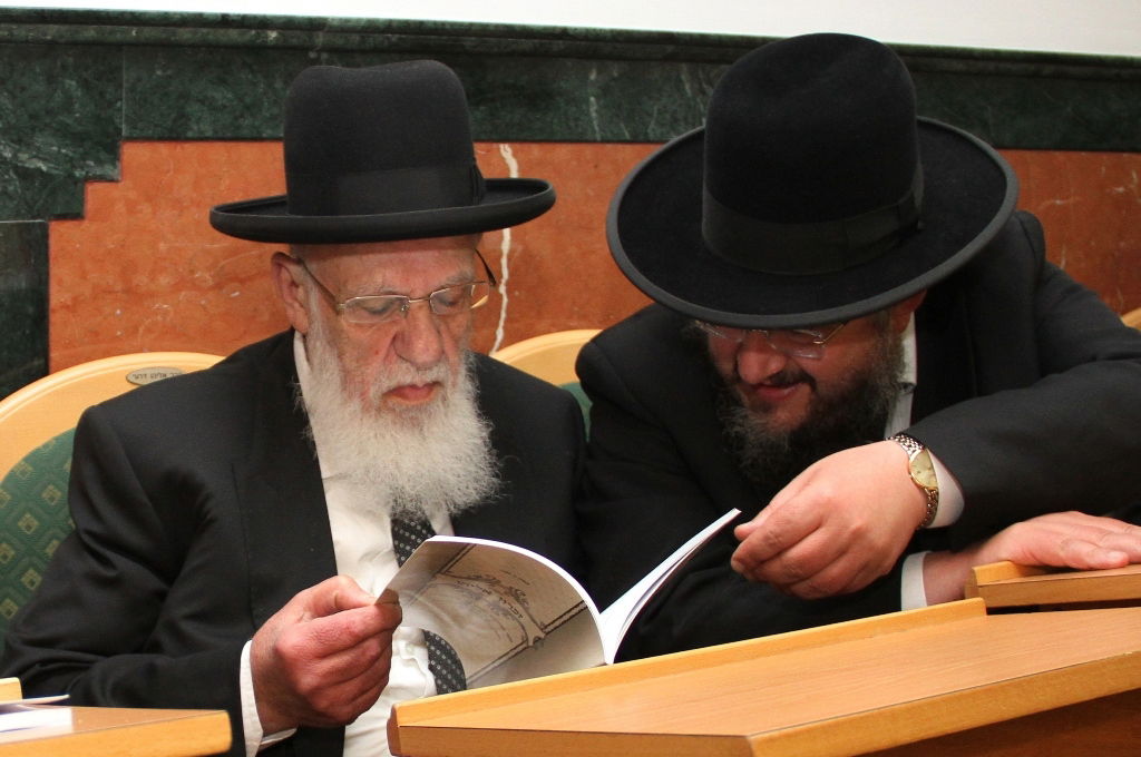 גלריה: אזכרה לאביו של אריה דרעי