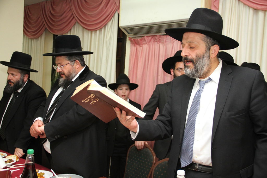 גלריה: אזכרה לאביו של אריה דרעי