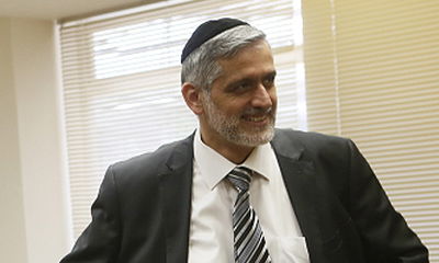 הורה לסגור. אלי ישי