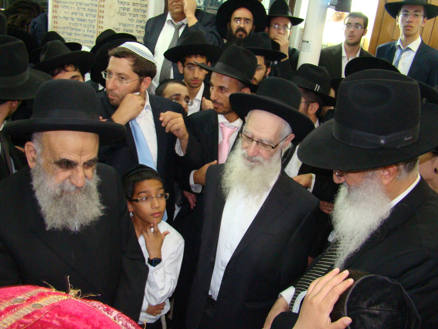 תמונות מחייו של הגאון הרב יעקב יוסף