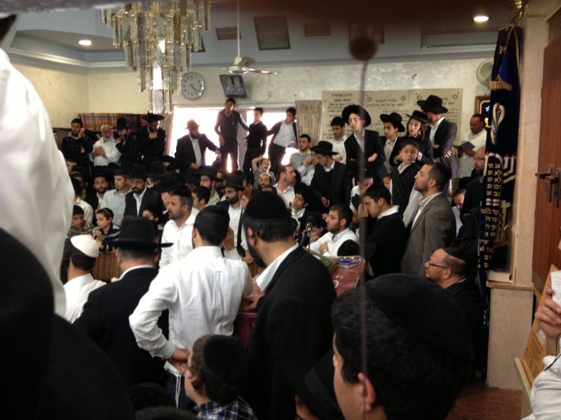 וכל בית ישראל יבכו: המונים בהלווית הגאון הרב יעקב יוסף זצ"ל
