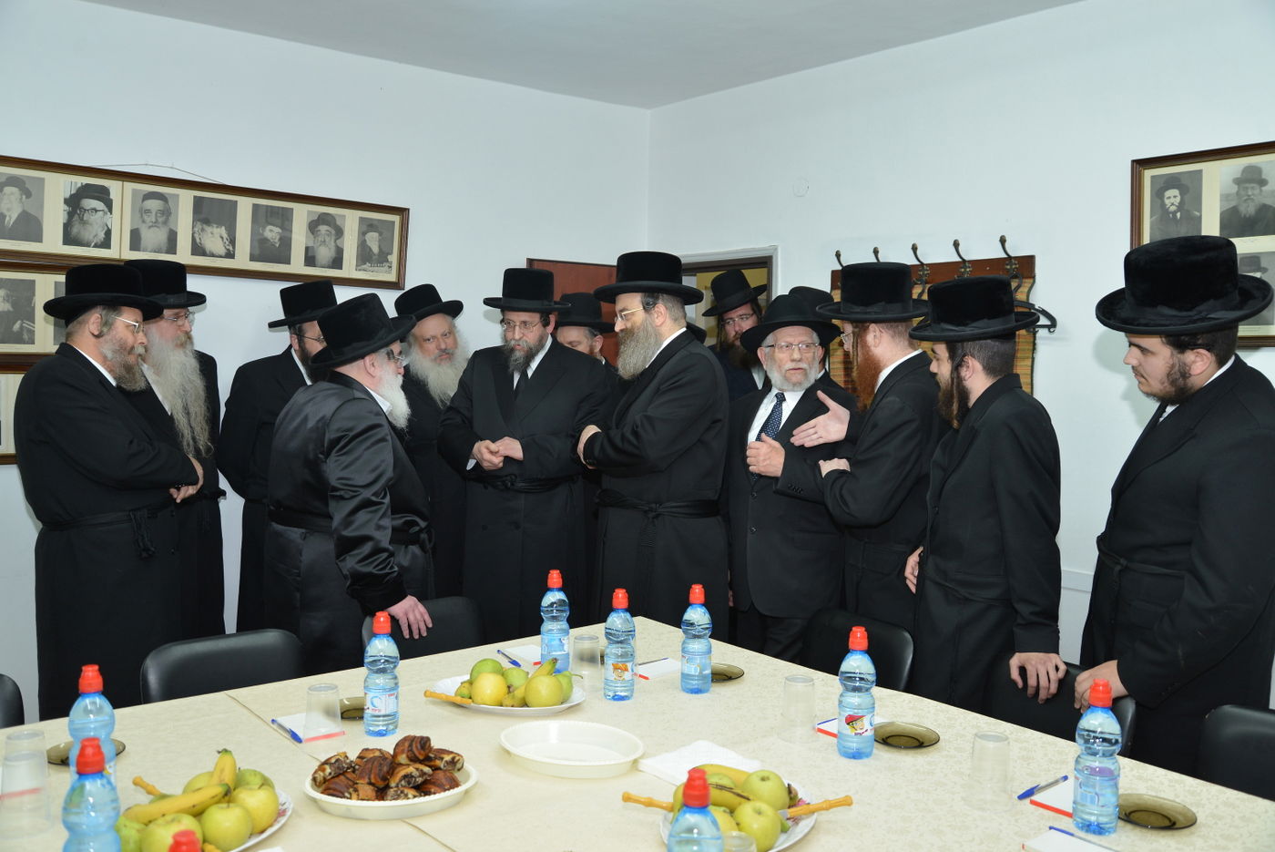 גדולי ישראל התכנסו: "לא לשנות מהדרך המסורה"