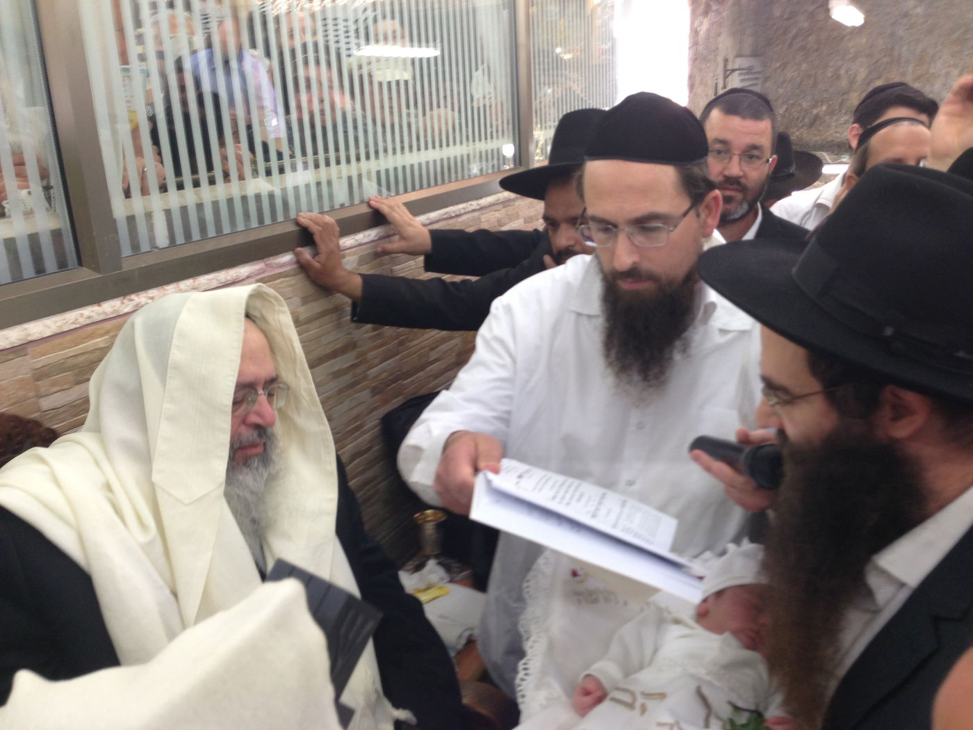 וייקרא שמו בישראל: אבי חי