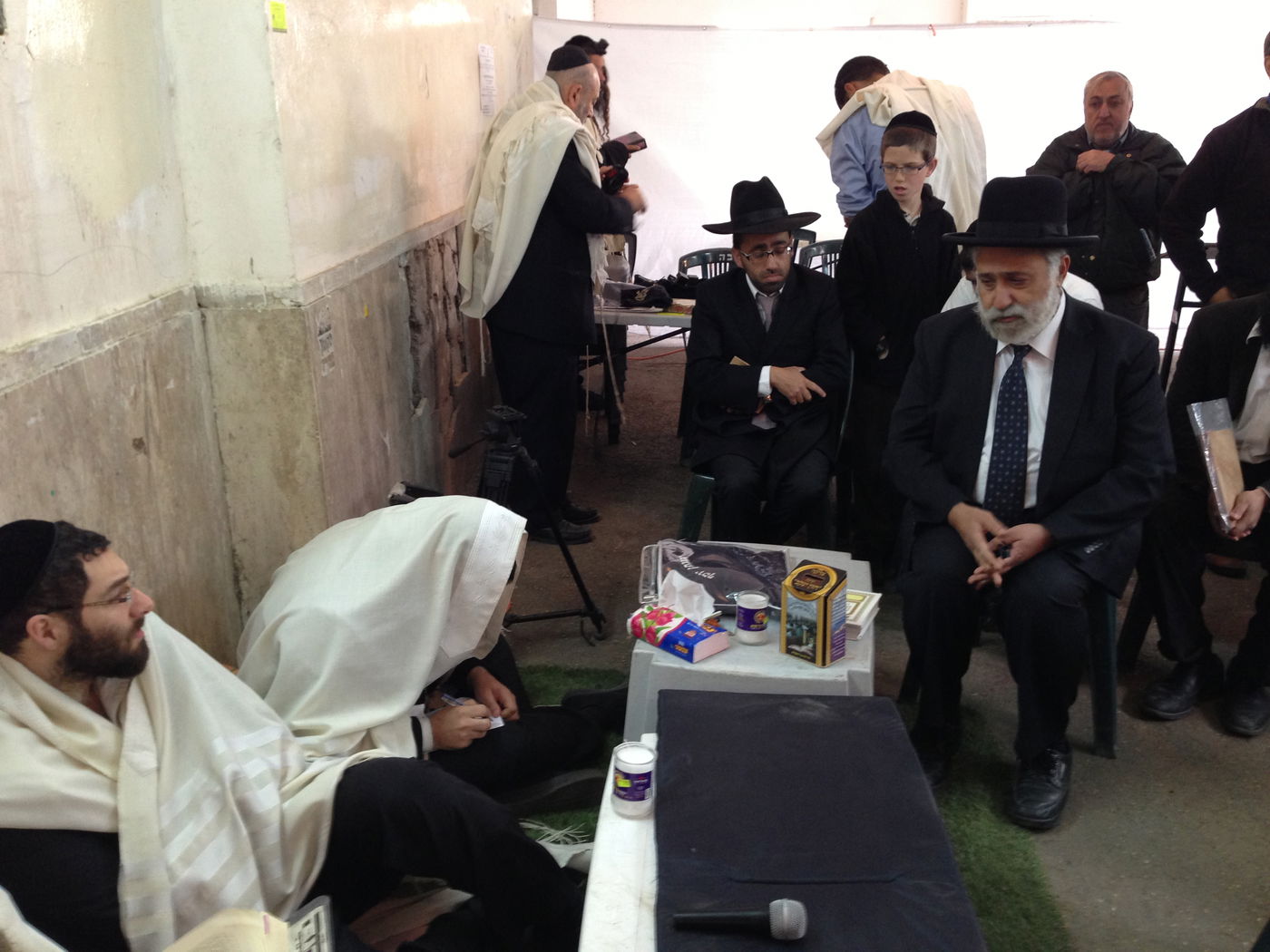 תיעוד: מנחמים את משפחת יוסף