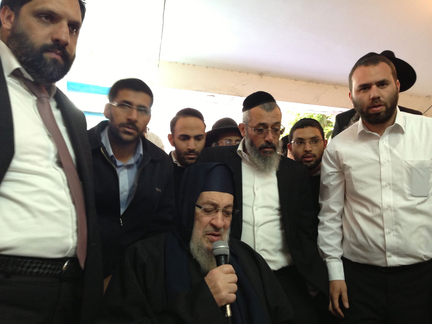 יום של ניחומים בבית הרב יעקב יוסף ע"ה