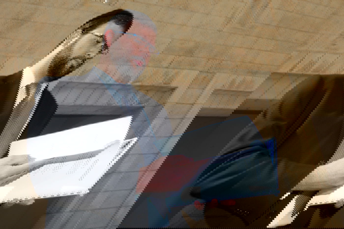 עו"ד ללום בבית המשפט