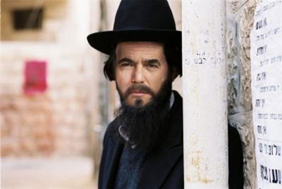 לפיד, ישיבישער ליטאי או חבד"ניק?