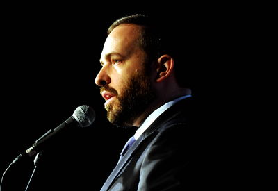 מסתבך? אריאל אטיאס