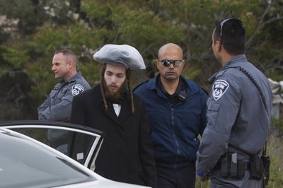 בכירים בחסידות גור: לא נשתוק יותר לרב שמידל