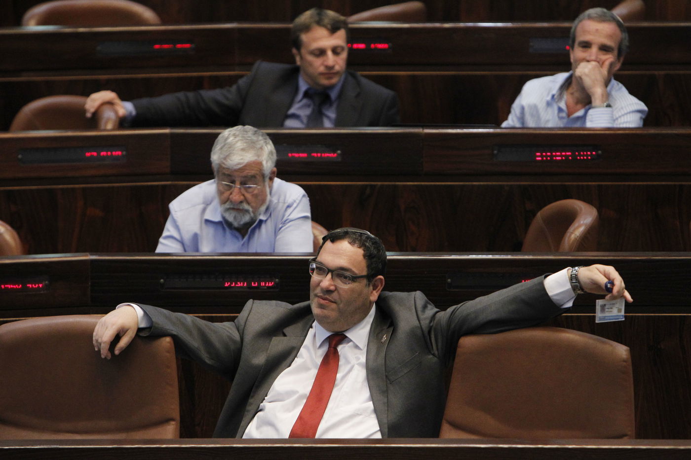 גלריה: מליאת הכנסת בעת השתלחות לפיד בחרדים