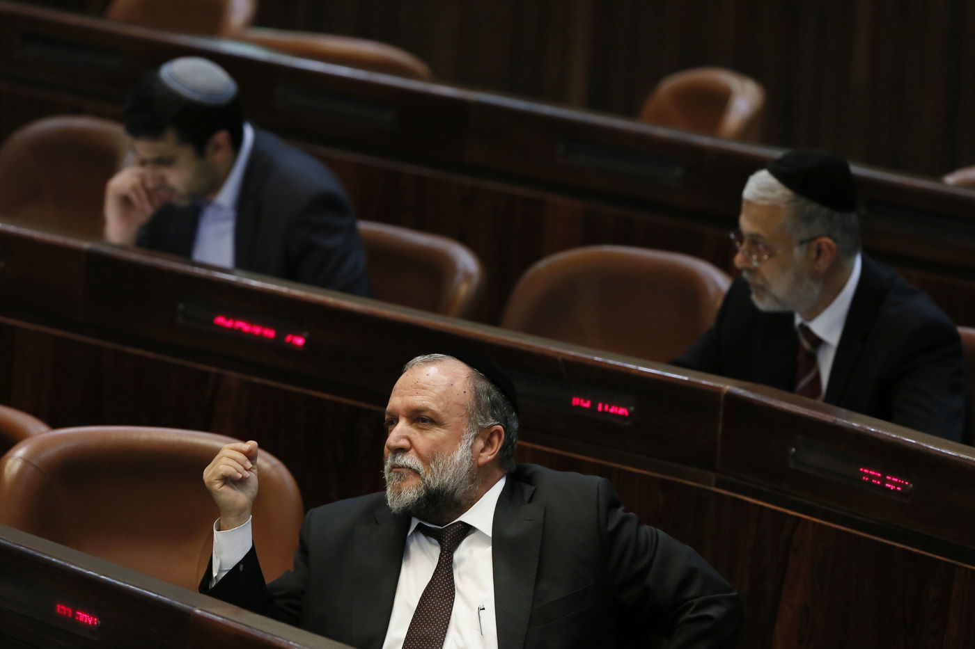 גלריה: מליאת הכנסת בעת השתלחות לפיד בחרדים