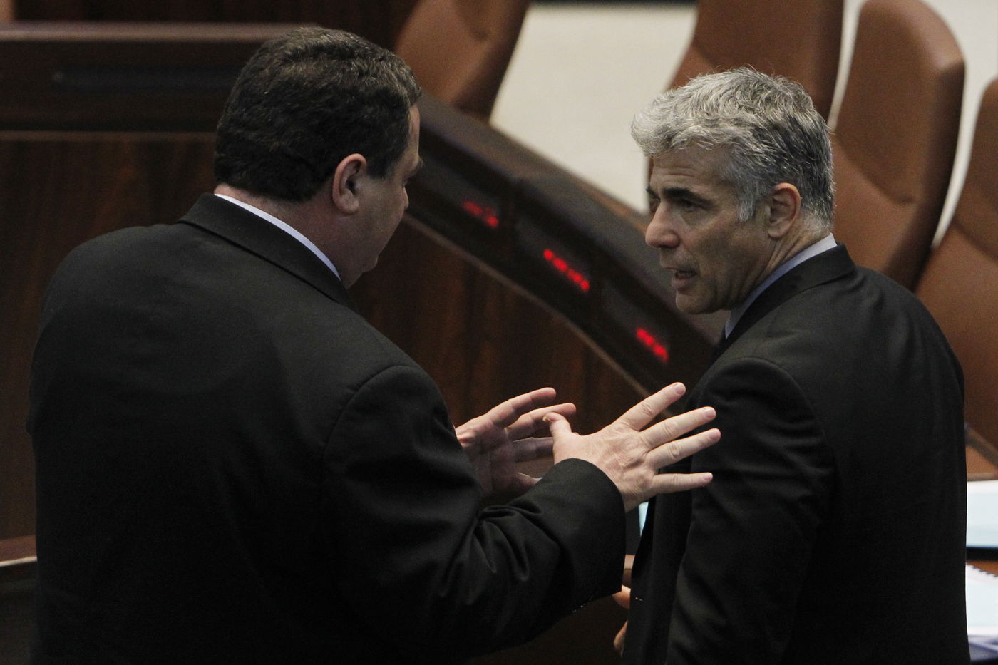 גלריה: מליאת הכנסת בעת השתלחות לפיד בחרדים