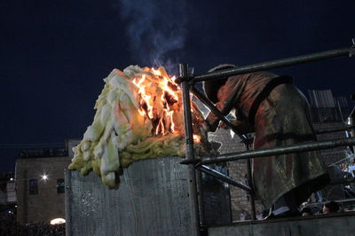 האדמו"ר מ'תולדות אהרון' נעל את אירועי ל"ג בעומר