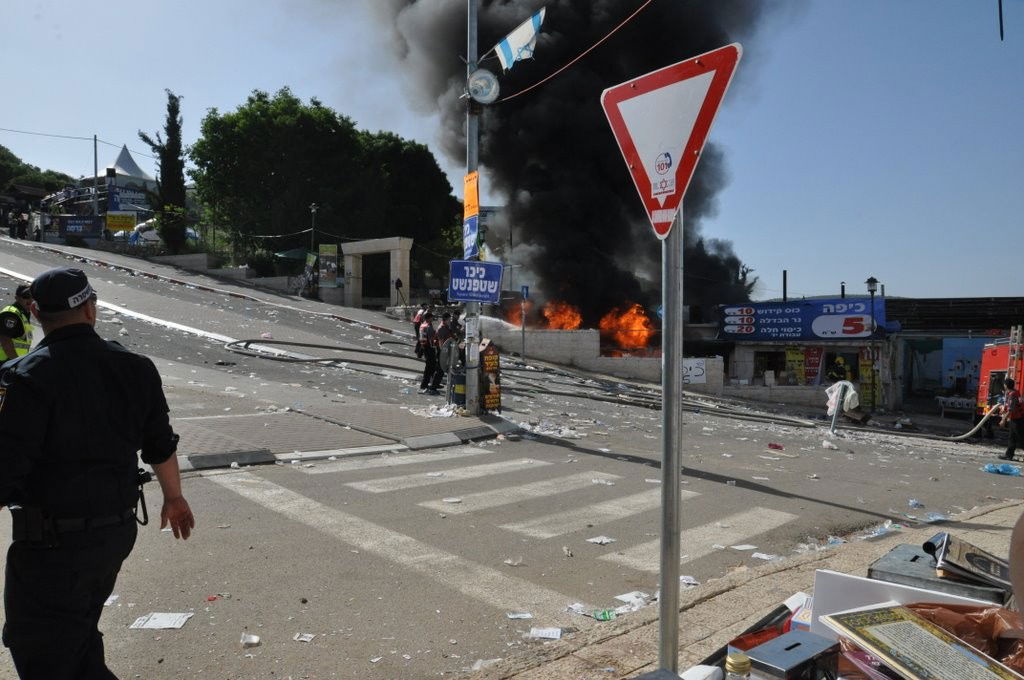 באמצע ההילולה: שריפת ענק במירון