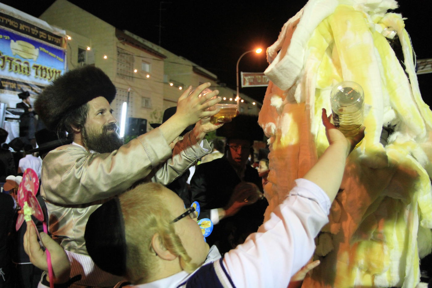 ל"ג בעומר בשכונת ריב"ל בבית שמש • תיעוד