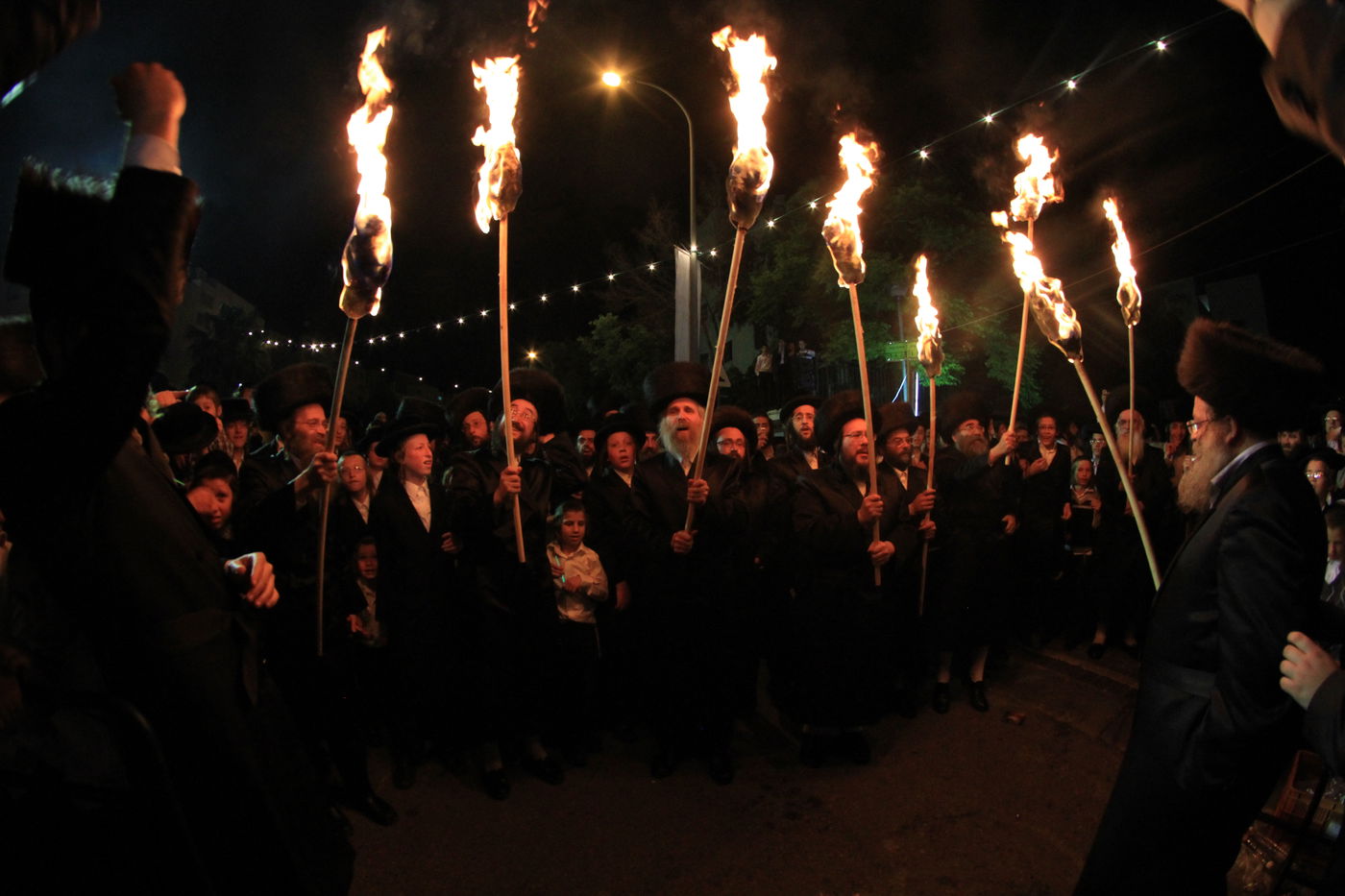 ל"ג בעומר בשכונת ריב"ל בבית שמש • תיעוד