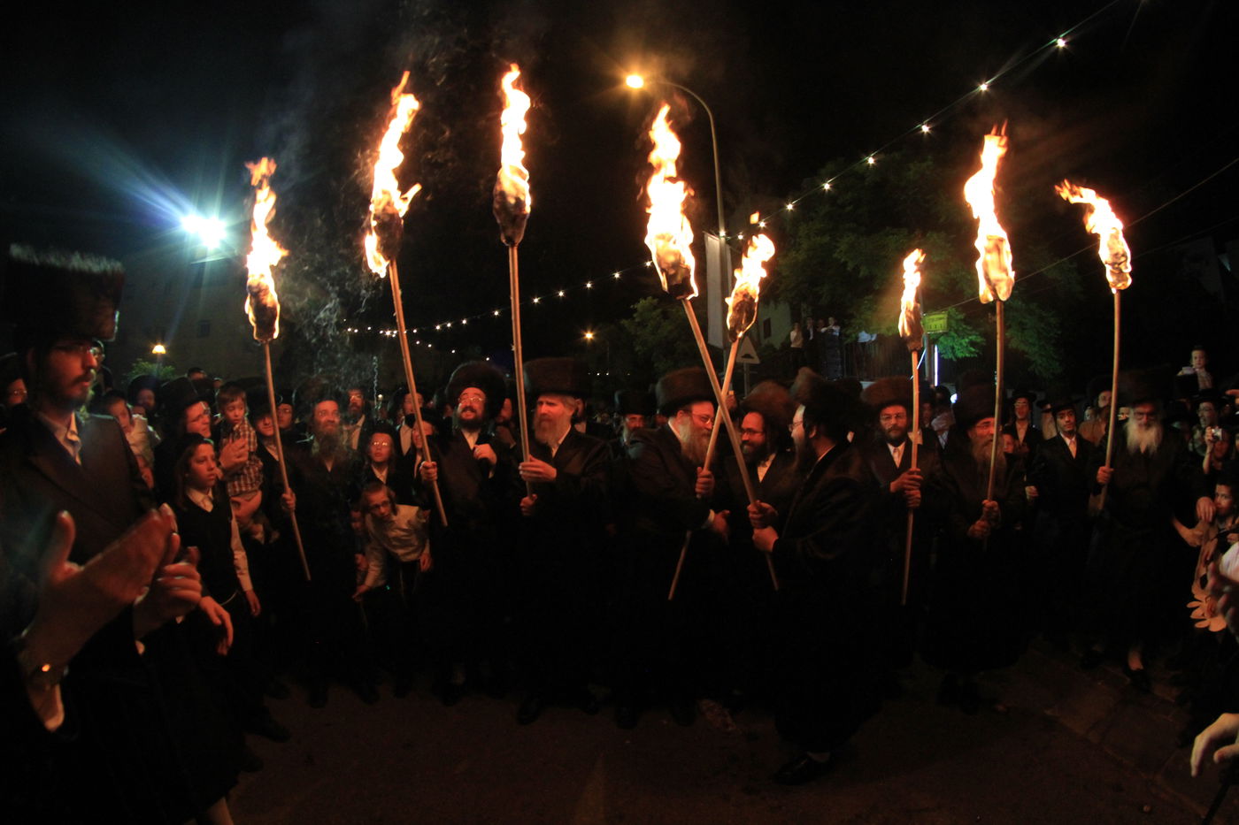 ל"ג בעומר בשכונת ריב"ל בבית שמש • תיעוד