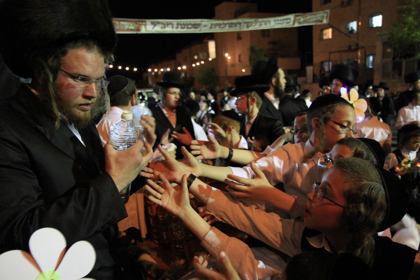 ל"ג בעומר בשכונת ריב"ל בבית שמש • תיעוד