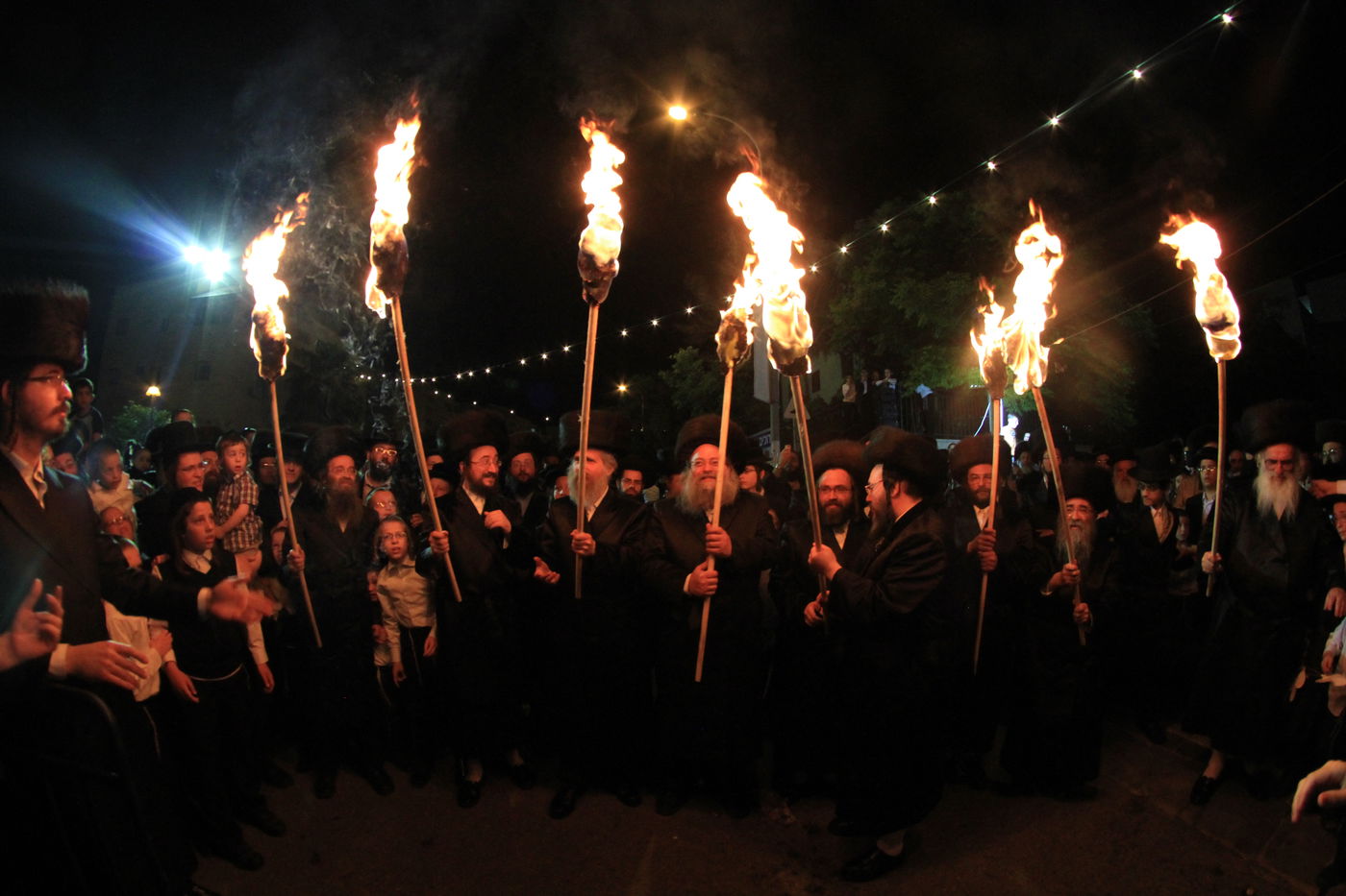 ל"ג בעומר בשכונת ריב"ל בבית שמש • תיעוד