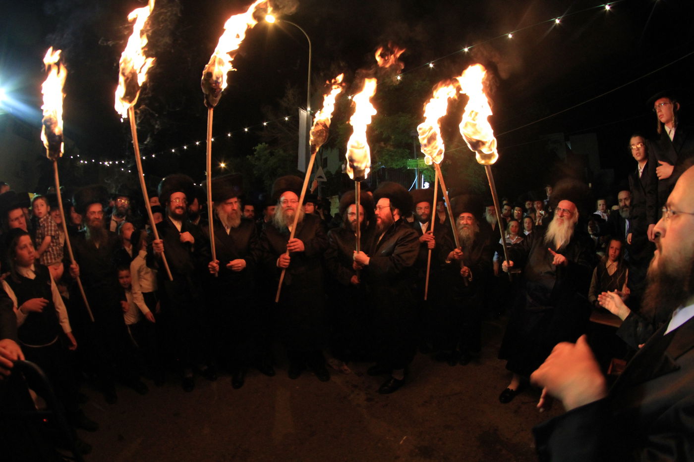 ל"ג בעומר בשכונת ריב"ל בבית שמש • תיעוד