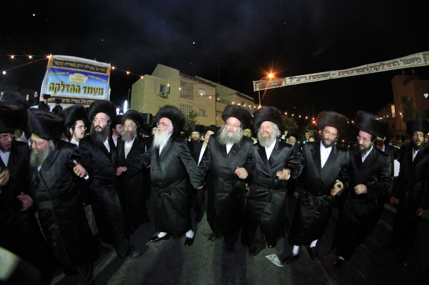 ל"ג בעומר בשכונת ריב"ל בבית שמש • תיעוד