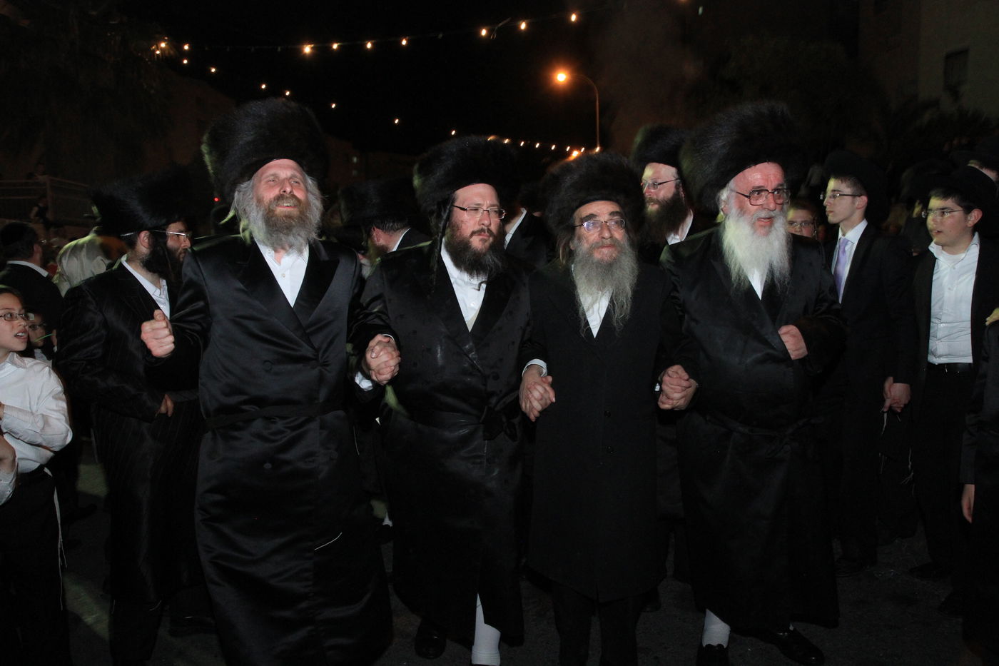 ל"ג בעומר בשכונת ריב"ל בבית שמש • תיעוד