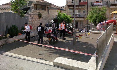 זירת הדקירה, הבוקר