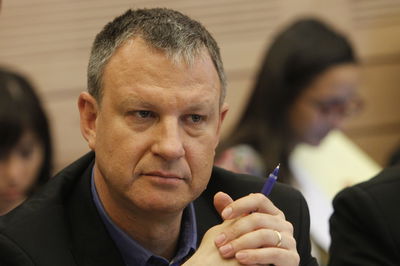 תומך בחרדים, מרגלית