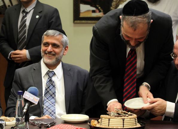 יצא לחופשה. דרעי וישי בימים שמחים יותר