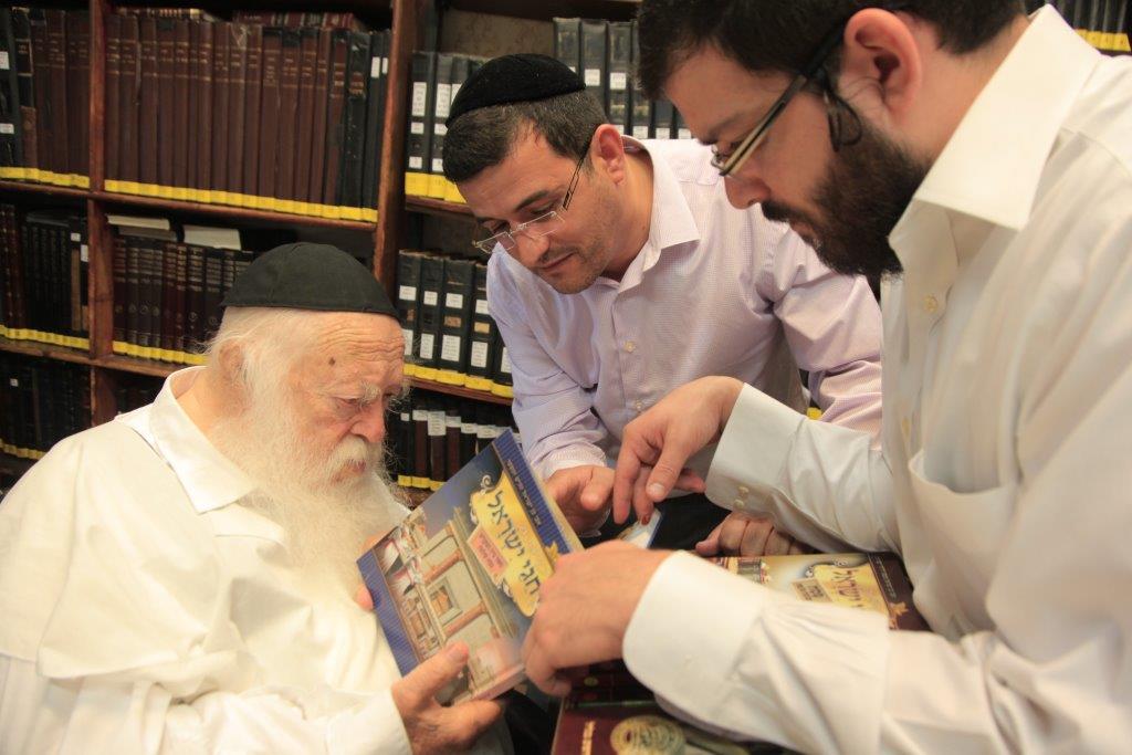 השקעה בחינוך: סדרת "חגי ישראל" עם אבי בן ישראל