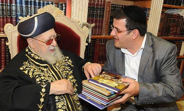 אבי בן ישראל אצל הגר"ע יוסף